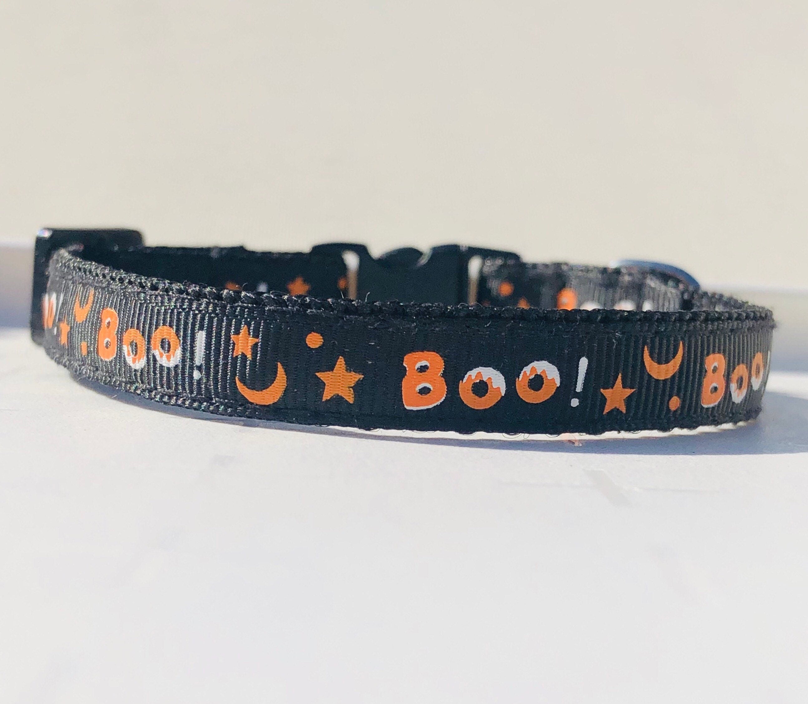 Halloween Boo Schwarzes Sicherheits-Halsband für Katzen mit Sollbruchstelle, Kürbis-Anhänger und Glöckchen