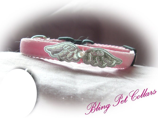 Velvet Angel Wings Safety Breakaway Cat Collar and Bell