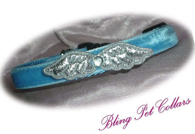 Velvet Angel Wings Safety Breakaway Cat Collar and Bell
